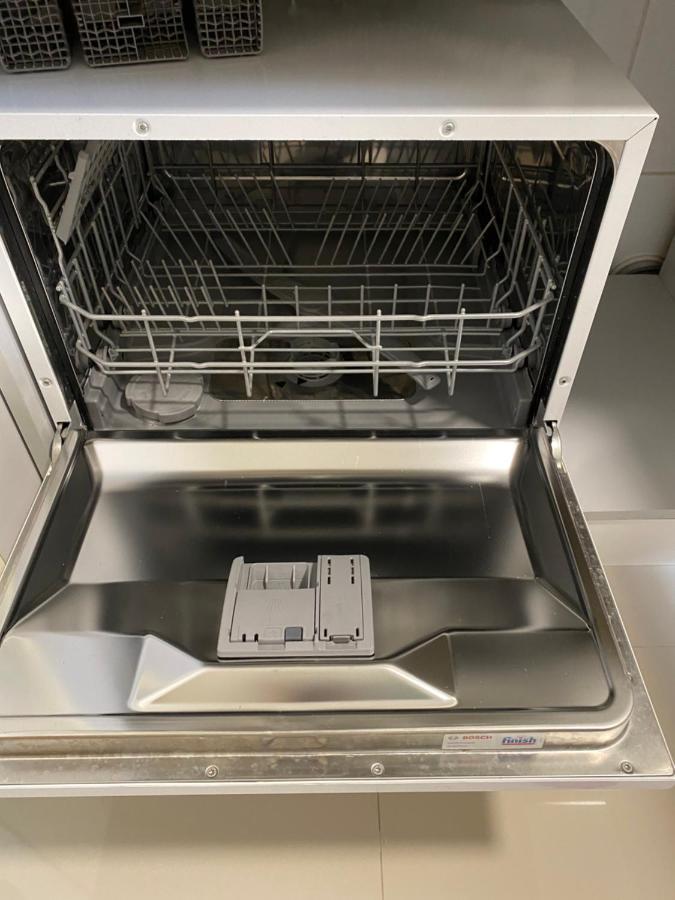 Apartament Raluca - Self Check-In تيميشورا المظهر الخارجي الصورة